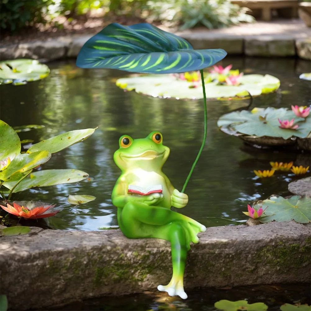 Funny Frog Figurines Resin Cute Frog Statue for Garden Yard Patio Fairy Garden Accessories